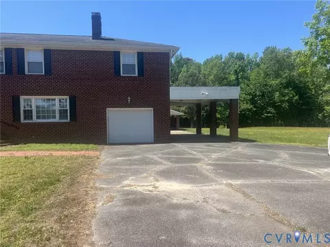 9516 E Colonial Trl, Smithfield, VA 23430 photo 23