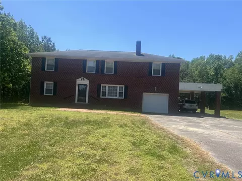 9516 E Colonial Trl, Smithfield, VA 23430 photo 27