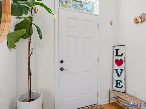 Entry Way - 14620 Bridge Creek Dr, Midlothian, VA 23113 photo 2 of 5