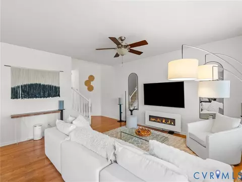 Living - 14620 Bridge Creek Dr, Midlothian, VA 23113 photo 4 of 6