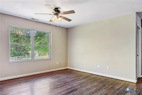 Living - 123 Jacoby Rd, Louisa, VA 23093 photo 1 of 3