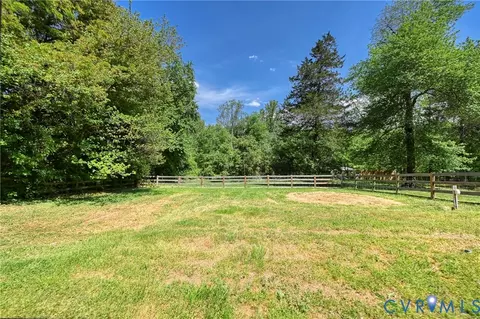 Exterior - 123 Jacoby Rd, Louisa, VA 23093 photo 10 of 10