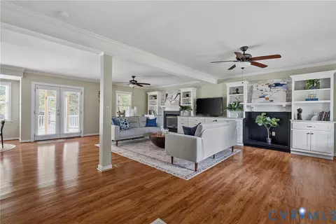 Living - 11087 Great Meadows Dr, Mechanicsville, VA 23116 photo 1 of 4