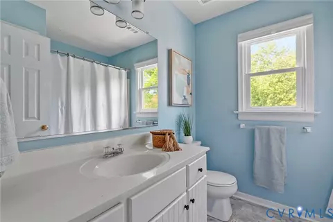 Bath - 11087 Great Meadows Dr, Mechanicsville, VA 23116 photo 2 of 6