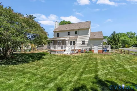Exterior - 11087 Great Meadows Dr, Mechanicsville, VA 23116 photo 1 of 12