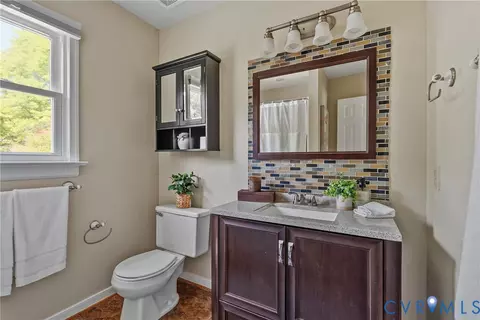 Bath - 11087 Great Meadows Dr, Mechanicsville, VA 23116 photo 4 of 6