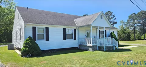 1025 Sunnyside Rd, Tappahannock, VA 22560