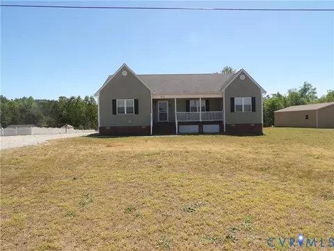 8521 Vaughan Rd, Petersburg, VA 23805