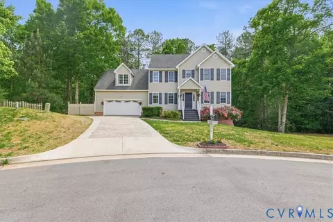 6300 Oak Arbor Ct, Chester, VA 23831
