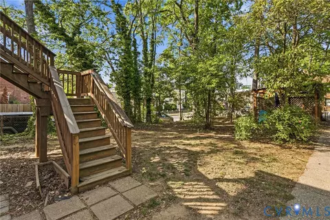 Exterior - 3228 Hanover Ave, Richmond, VA 23221 photo 6 of 7
