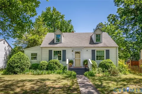 909 Forest View Dr, Richmond, VA 23225