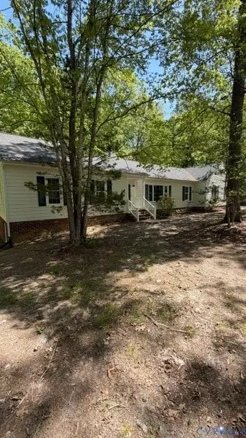 10731 Spring Run Rd, Chesterfield, VA 23832