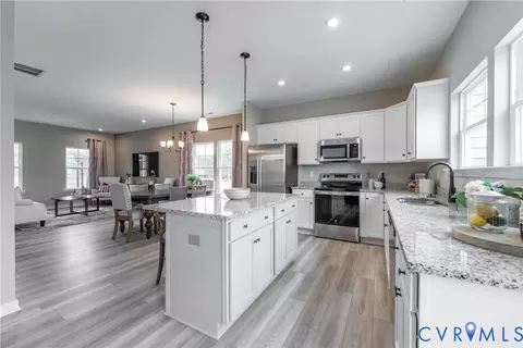 5510 Greenpark Way, Sandston, VA 23150
