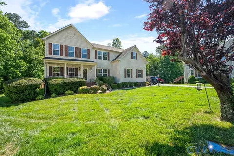 5106 Timsbury Pointe Dr, Chester, VA 23831