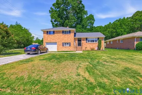 20018 Roosevelt Ave, South Chesterfield, VA 23834