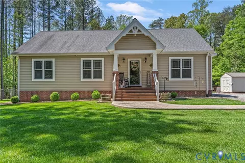 814 Manchester Rd, Bumpass, VA 23024