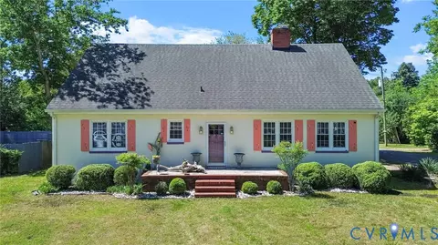 290 Colorado Ave, Urbanna, VA 23175
