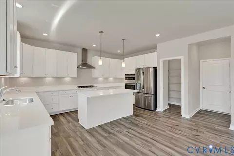 8600 Clemet Dr, Chesterfield, VA 23832