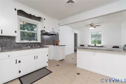 4218 Briarwood Cir, Richmond, VA 23234