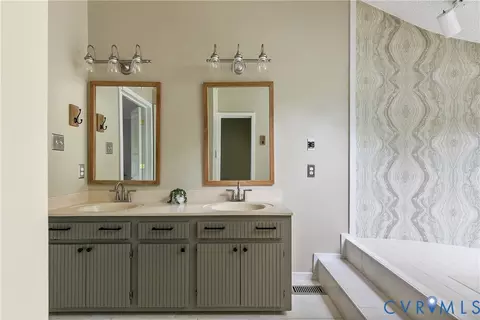 Bath - 14307 Spring Gate Ct, Midlothian, VA 23112 photo 2 of 7