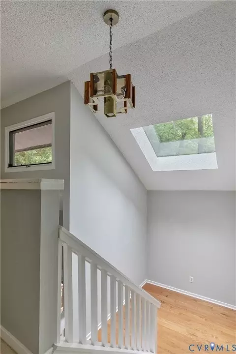 Entry Way - 14307 Spring Gate Ct, Midlothian, VA 23112 photo 4 of 5