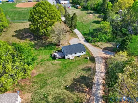 24 Firehouse Rd, Cumberland, VA 23040