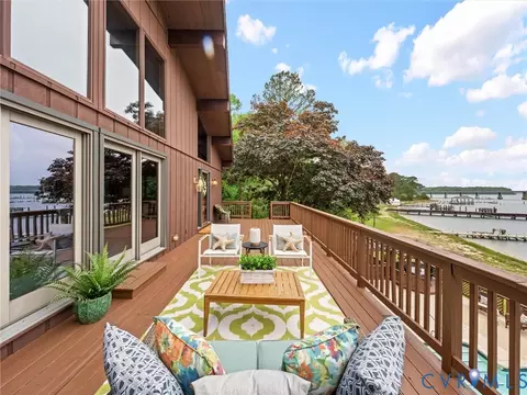 Exterior - 310 Green Point Ln, Cobbs Creek, VA 23050 photo 5 of 17