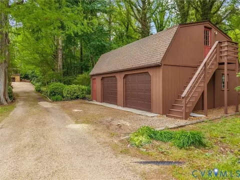 Exterior - 310 Green Point Ln, Cobbs Creek, VA 23050 photo 15 of 17