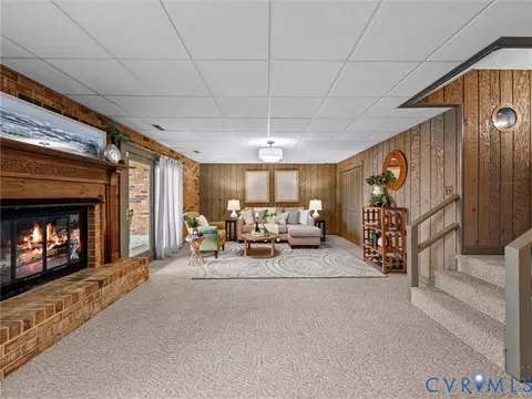 Living - 310 Green Point Ln, Cobbs Creek, VA 23050 photo 5 of 5