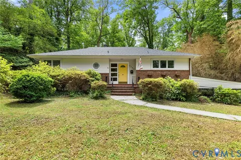 1730 Arch St, Petersburg, VA 23805