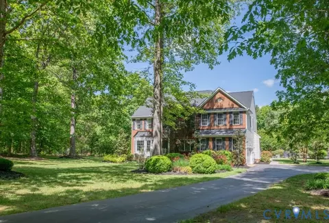 8452 Mount Eagle Rd, Ashland, VA 23005