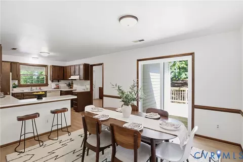 Dining - 2869 Iverson Rd, Midlothian, VA 23112 photo 2 of 3
