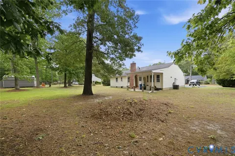 Exterior - 5991 Scott Rd, Gloucester, VA 23061 photo 4 of 8