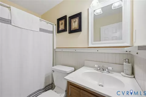 Bath - 5991 Scott Rd, Gloucester, VA 23061 photo 2 of 2