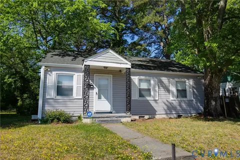 48 Gibbons Ave, Petersburg, VA 23803