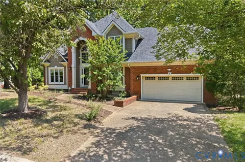 13905 Old Hampstead Ln, Chester, VA 23831