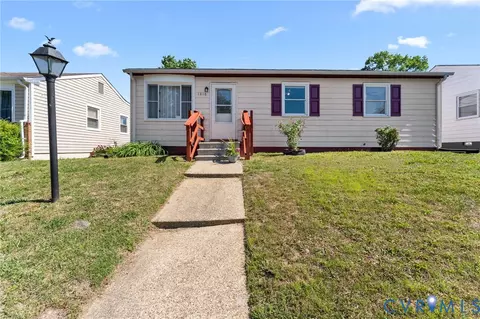 1816 Dublin St, Hopewell, VA 23860