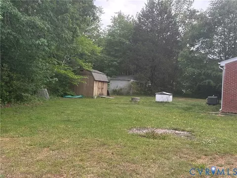 449 W Colonial Trl, Dendron, VA 23839 photo 22