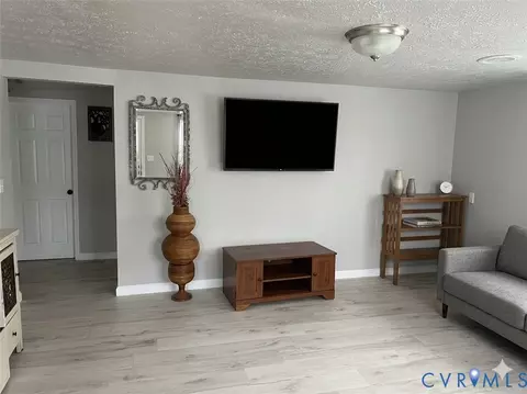 449 W Colonial Trl, Dendron, VA 23839 photo 4