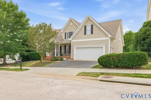 Exterior - 742 Colony Forest Dr, Midlothian, VA 23114 photo 2 of 7
