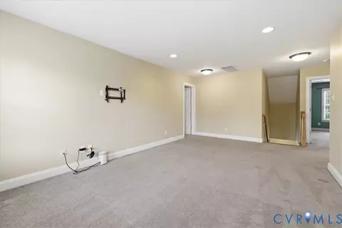 Living - 742 Colony Forest Dr, Midlothian, VA 23114 photo 4 of 8
