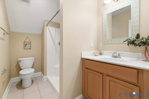 Bath - 742 Colony Forest Dr, Midlothian, VA 23114 photo 6 of 7