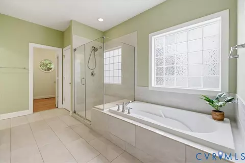 Bath - 742 Colony Forest Dr, Midlothian, VA 23114 photo 2 of 7