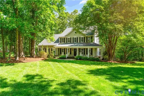 9374 Count Kristopher Dr, Mechanicsville, VA 23116