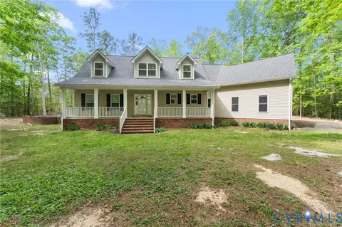 625 Whispering Pines Rd, Lancaster, VA 22503