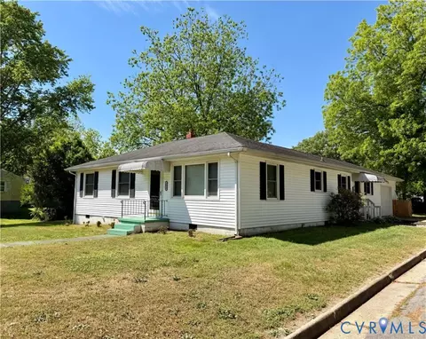 1619 F St, West Point, VA 23181