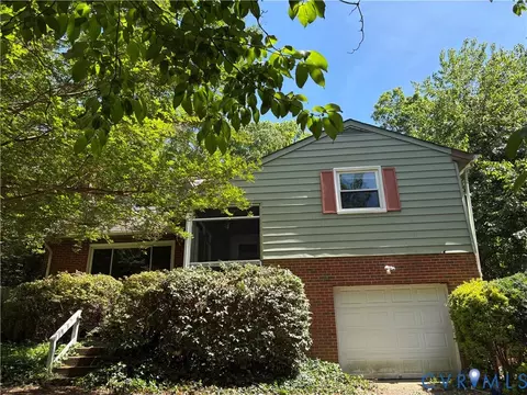 7901 Lake Shore Ct, North Chesterfield, VA 23235