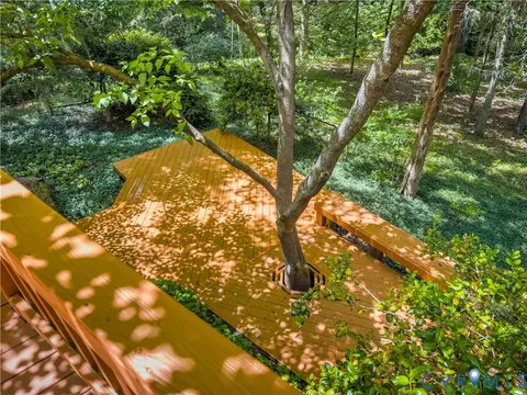 Exterior - 10711 Darby Cir, Midlothian, VA 23113 photo 6 of 14
