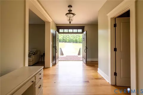 Entry Way - 13419 Scotts Rd, Dewitt, VA 23840 photo 1 of 7