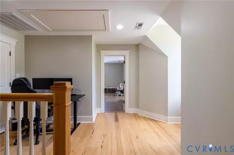 Entry Way - 13419 Scotts Rd, Dewitt, VA 23840 photo 6 of 7